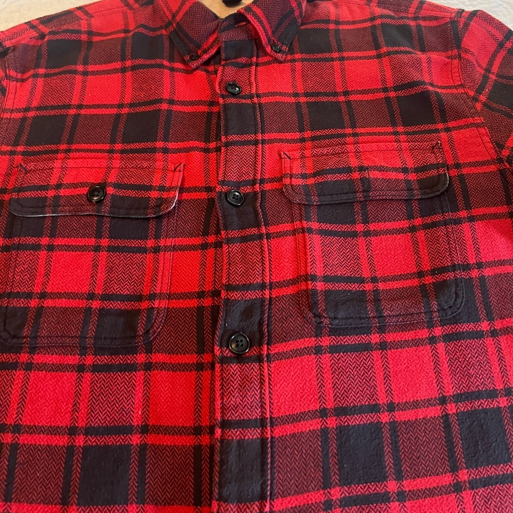Banana Republic Red and Black Checkered Cotton Shirt